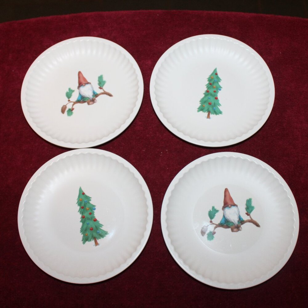 Set of 4 Gnome & Tree Snack Appetizer Plates 6" White